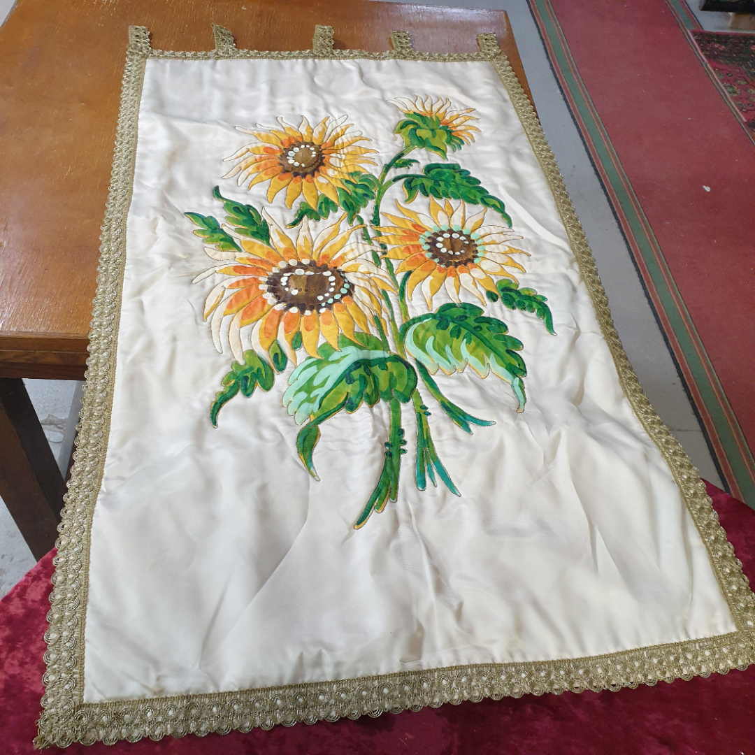 Декоративное панно подсолнухи, роспись по ткани 65х110 см. Картинка 1